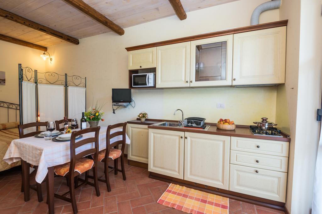 Agriturismo Alla Poncia Граведона Номер фото