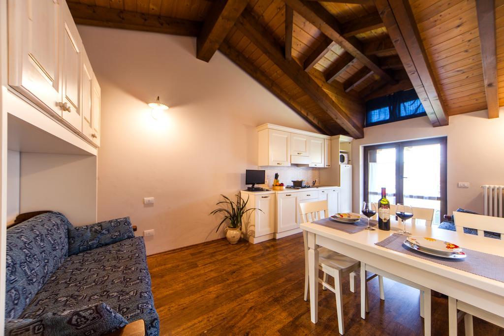 Agriturismo Alla Poncia Граведона Экстерьер фото